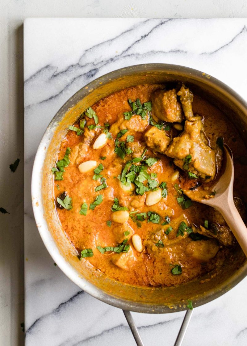 Chicken-Korma-in-pan